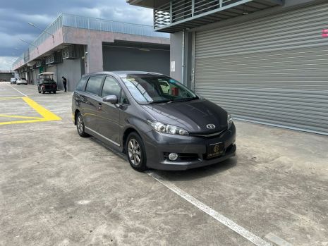 https://www.mycarforum.com/uploads/sgcarstore/data/11/11_1700202383_0Toyota wish 1.jpg